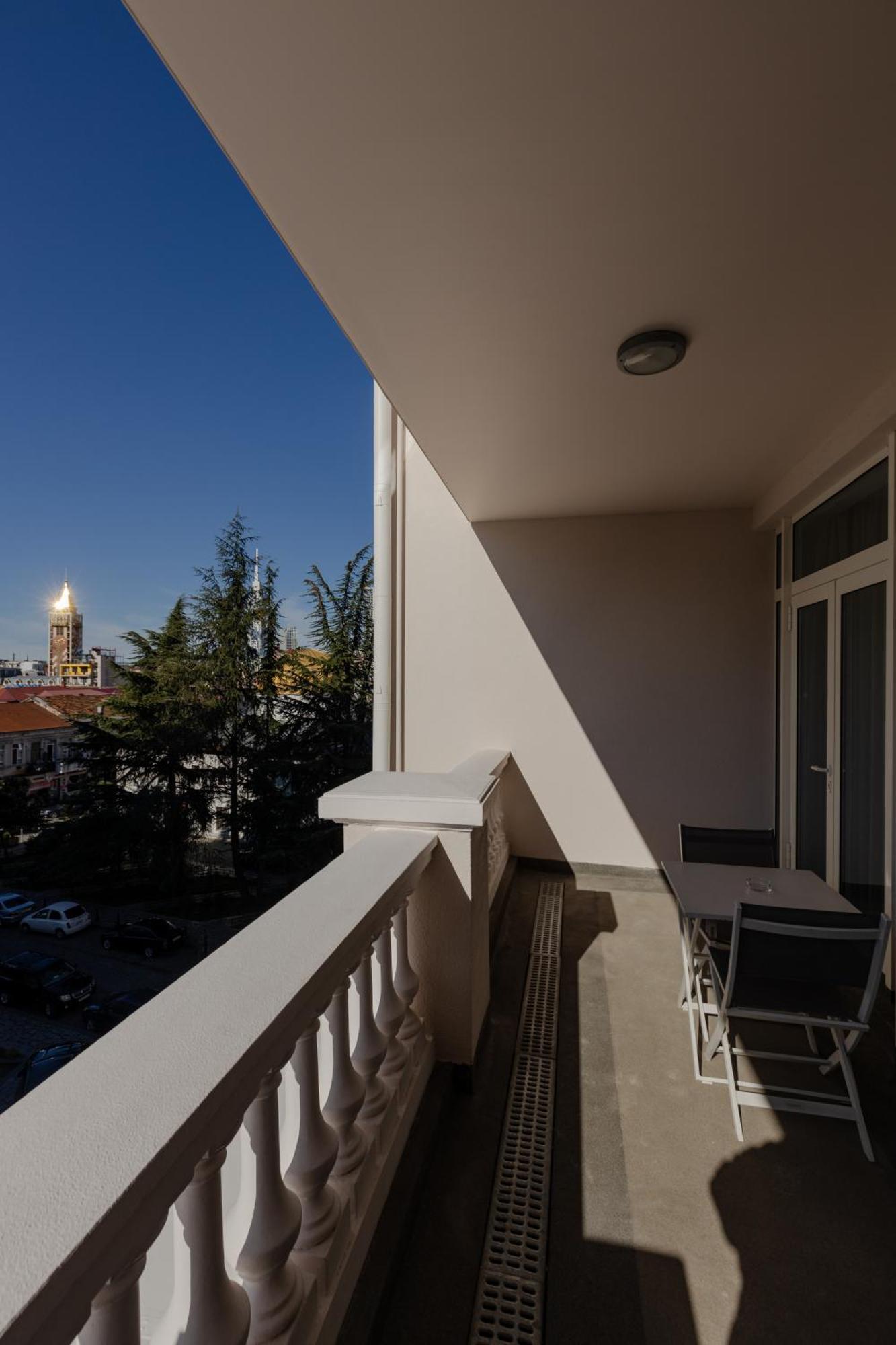 Le Port Boutique Apart Hotel Batumi Eksteriør billede