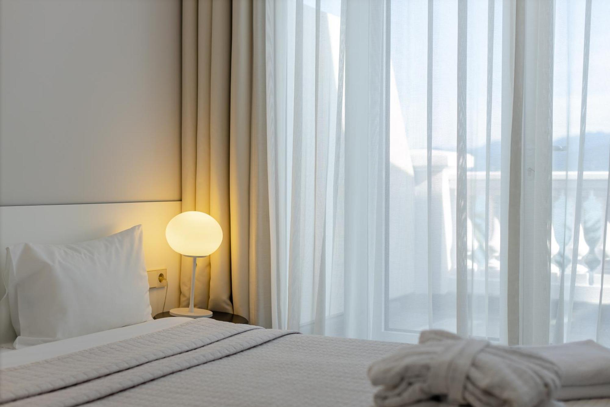 Le Port Boutique Apart Hotel Batumi Eksteriør billede